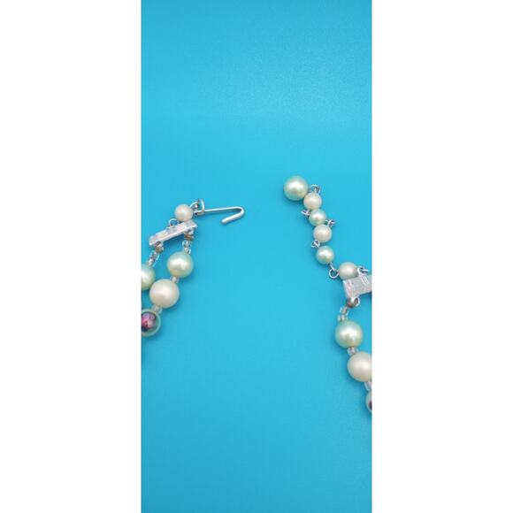 Vintage Double Strand Beaded Choker Necklace Green White Faux Pearl AB Japan - Picture 7 of 11
